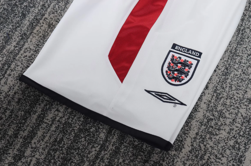 2004 Retro England Heim Fußballtrikot 1:1 Thai-Qualität Kindergröße – Bild 8