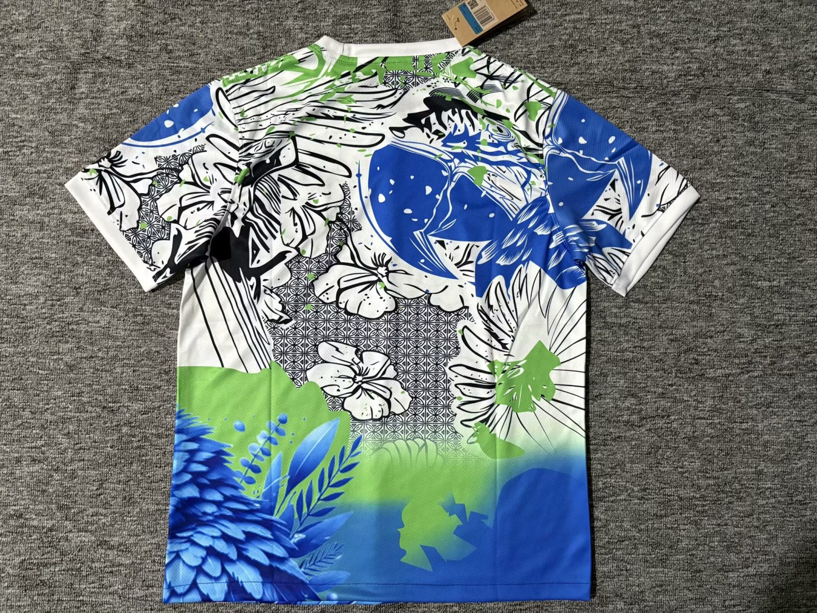 2025/2026 Brazil Parrot blue and green Football Shirt 1:1 Thai Quality - Image 3