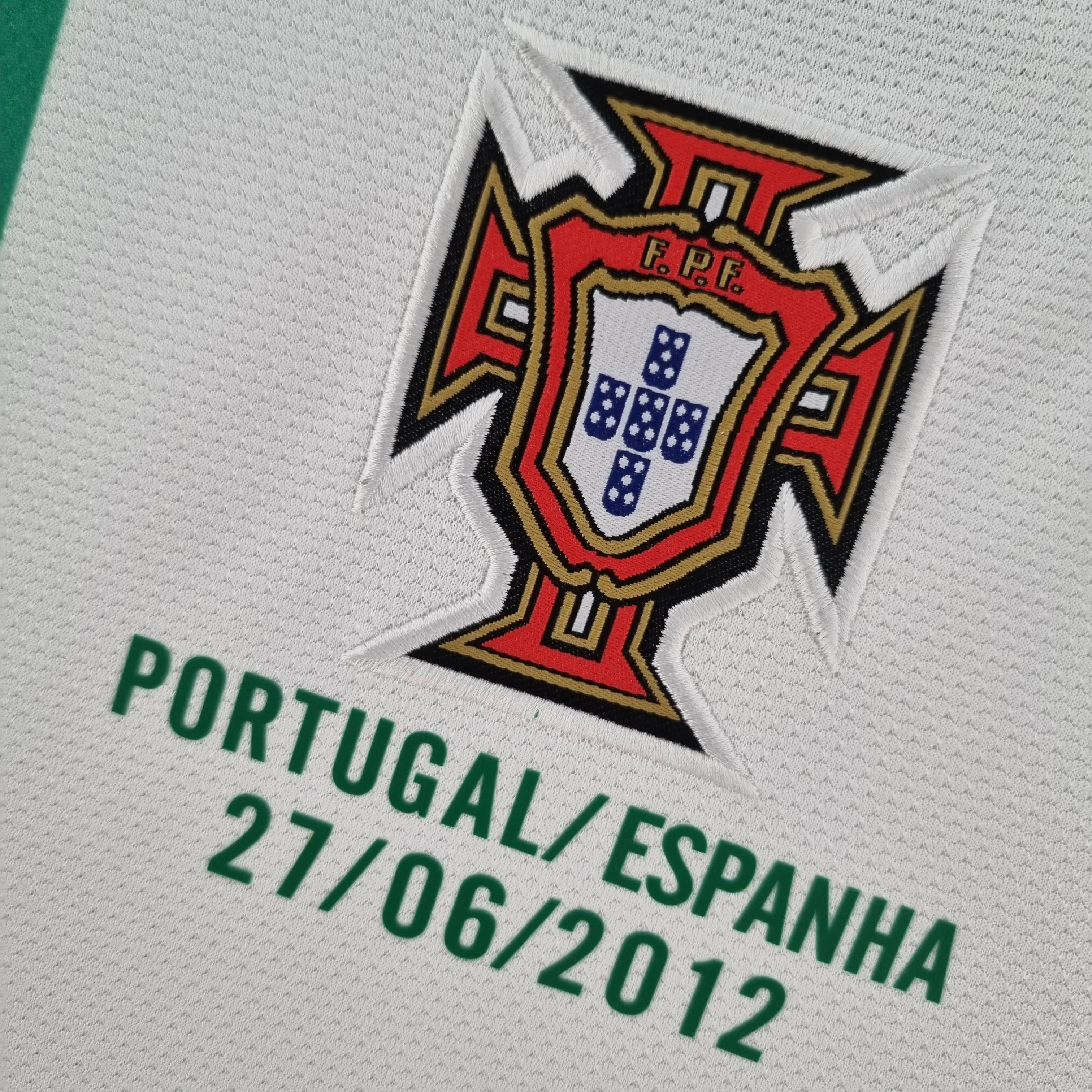 2012 Rétro Manches longues Portugal Extérieur Maillot de football – Image 5