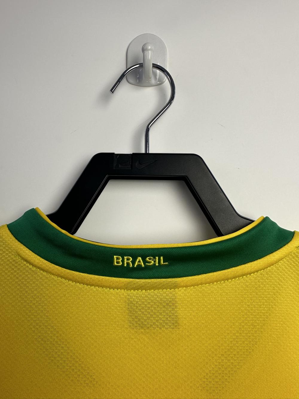 2006 Retro Brasilien Heim Fußballtrikot 1:1 Thai-Qualität – Bild 5