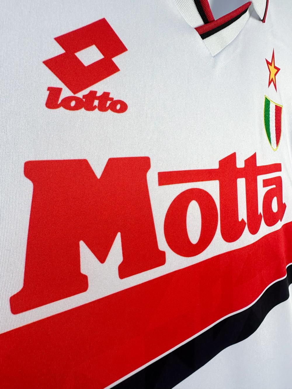 1993/1994 Retrô AC Milan Fora Camisa de futebol Qualidade tailandesa 1:1 - Image 4