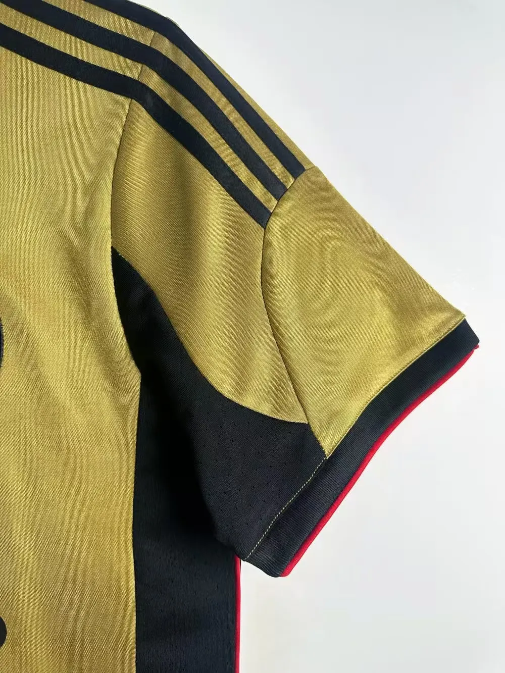 2013/2014 Retro AC Milan Away Football Shirt 1:1 Thai Quality - Image 7