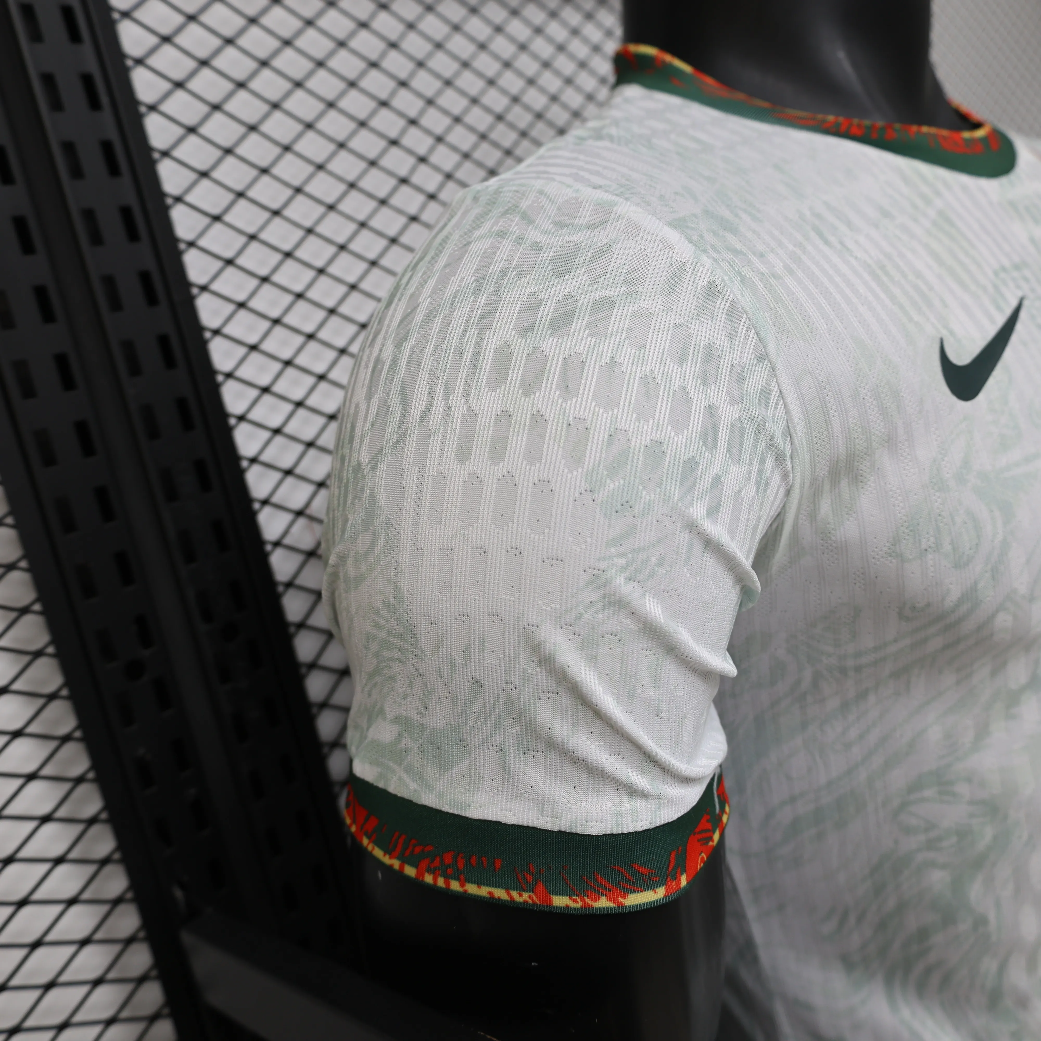 2026 Version joueur Portugal Édition spéciale 05 Maillot de football Qualité thaï 1:1 – Image 3
