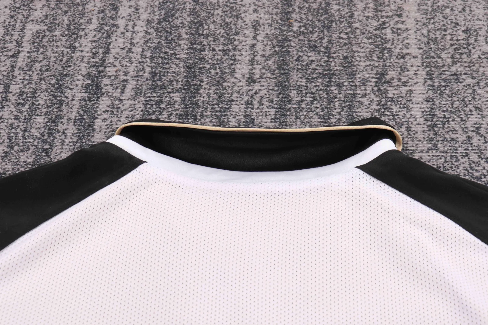 2001-2002 Retro Manchester United 100th Edizione anniversario Maglia da calcio Qualità thai 1:1 Taglia bambino - immagine 5