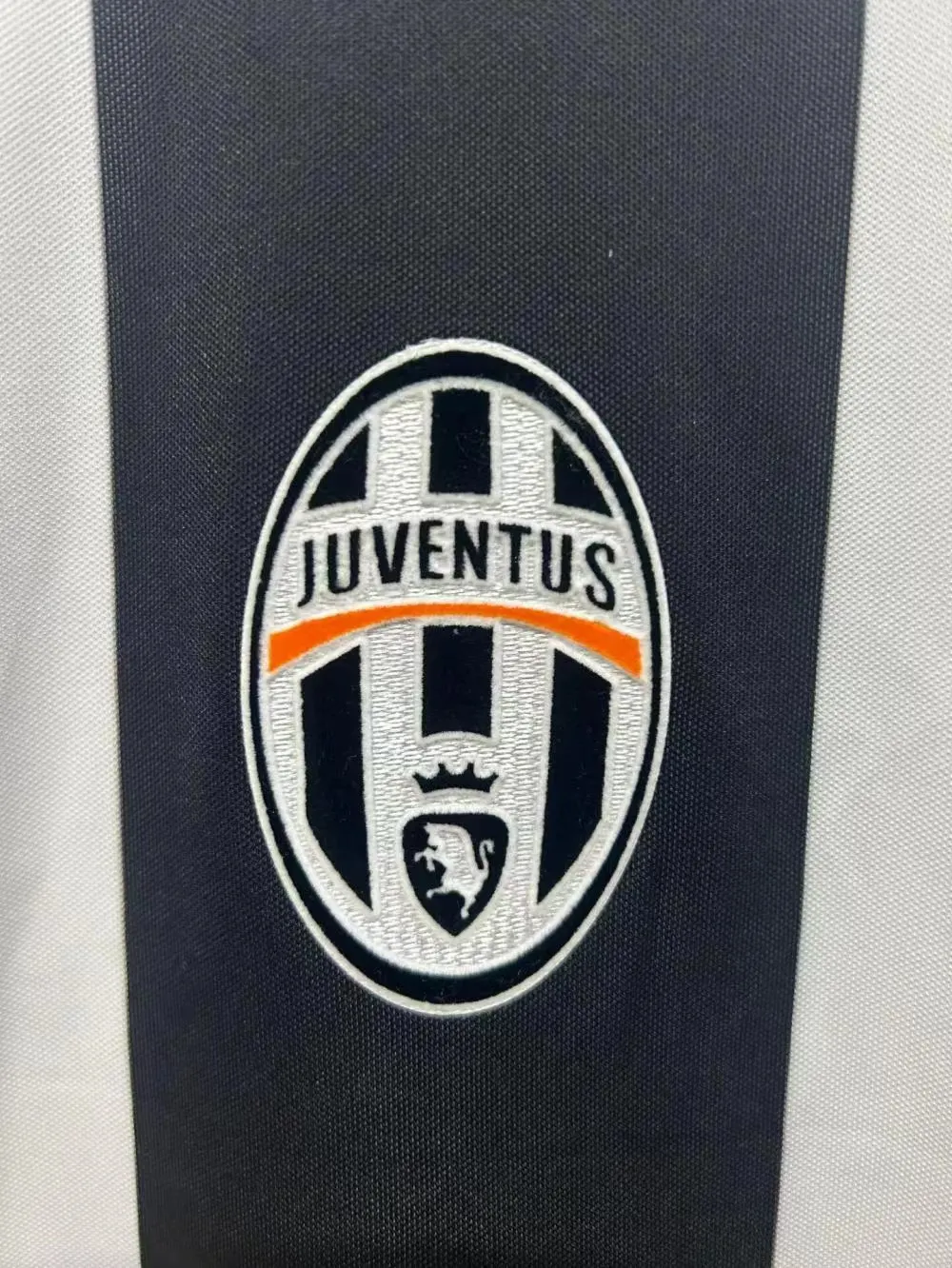 2004/2005 Retro Juventus Heim Fußballtrikot 1:1 Thai-Qualität – Bild 4