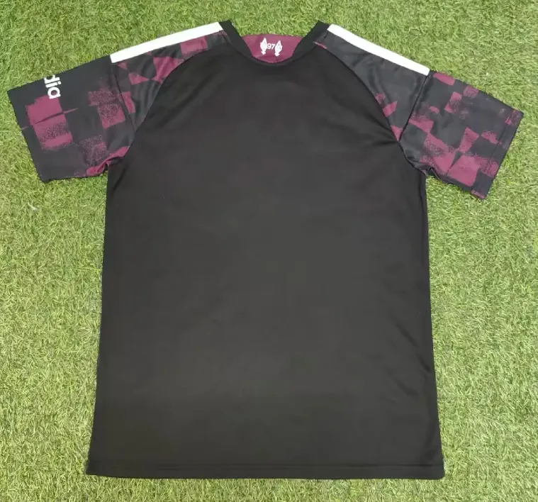 2026/2027 Liverpool Derde Uit Voetbalshirt 1:1 Thaise kwaliteit - Afbeelding 3