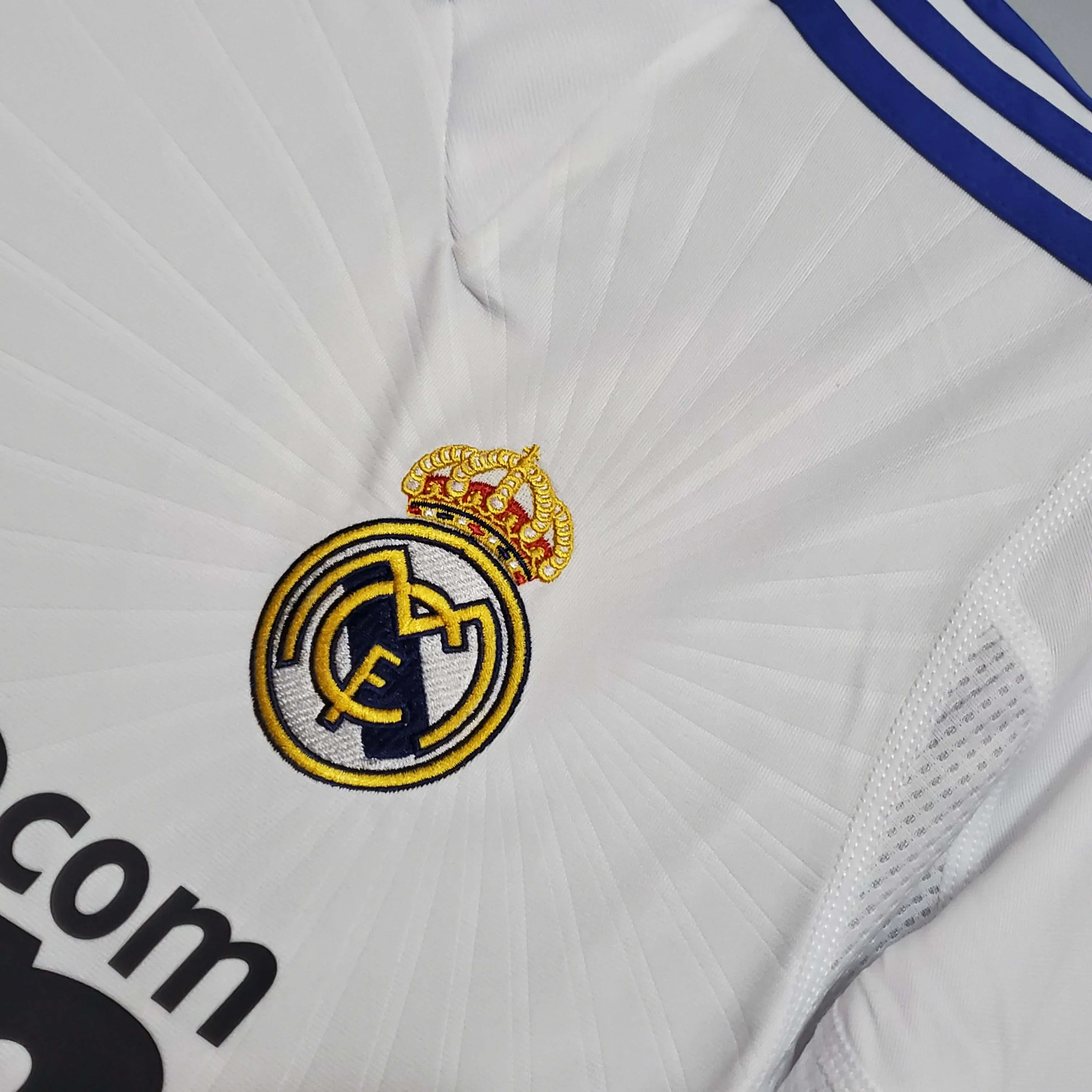 2010/2011 Rétro Real Madrid Domicile Maillot de football Qualité thaï 1:1 – Image 7