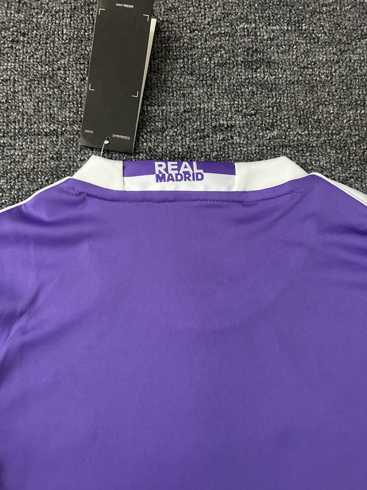 2016/2017 Rétro Manches longues Real Madrid Extérieur Maillot de football Qualité thaï 1:1 Taille enfant – Image 5