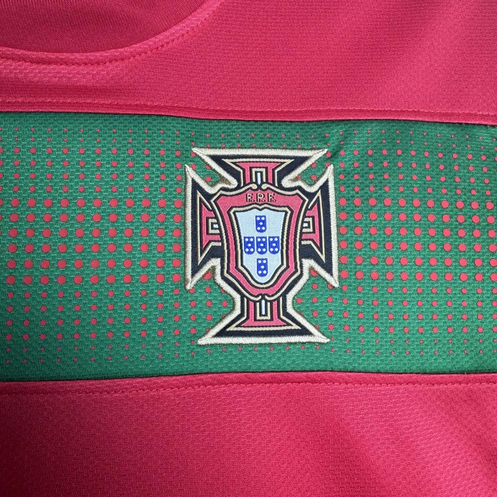 2010 Retrô Portugal Casa Camisa de futebol Qualidade tailandesa 1:1 - Image 6