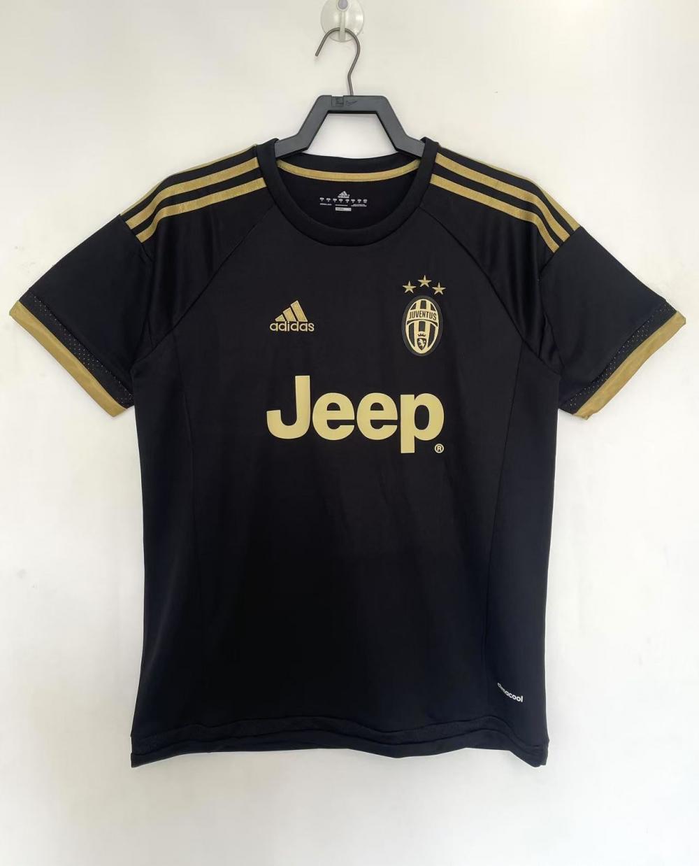 2015/2016 Retro Juventus Drittes Auswärts Fußballtrikot 1:1 Thai-Qualität