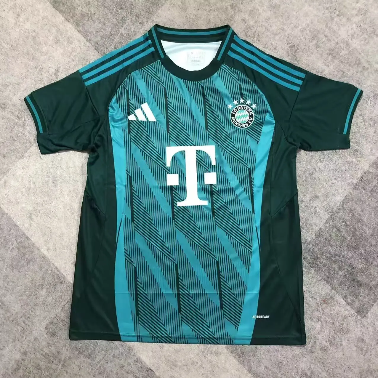 2025/2026 Bayern Munich Специальное издание 03 Футбольная футболка Тайское качество 1:1