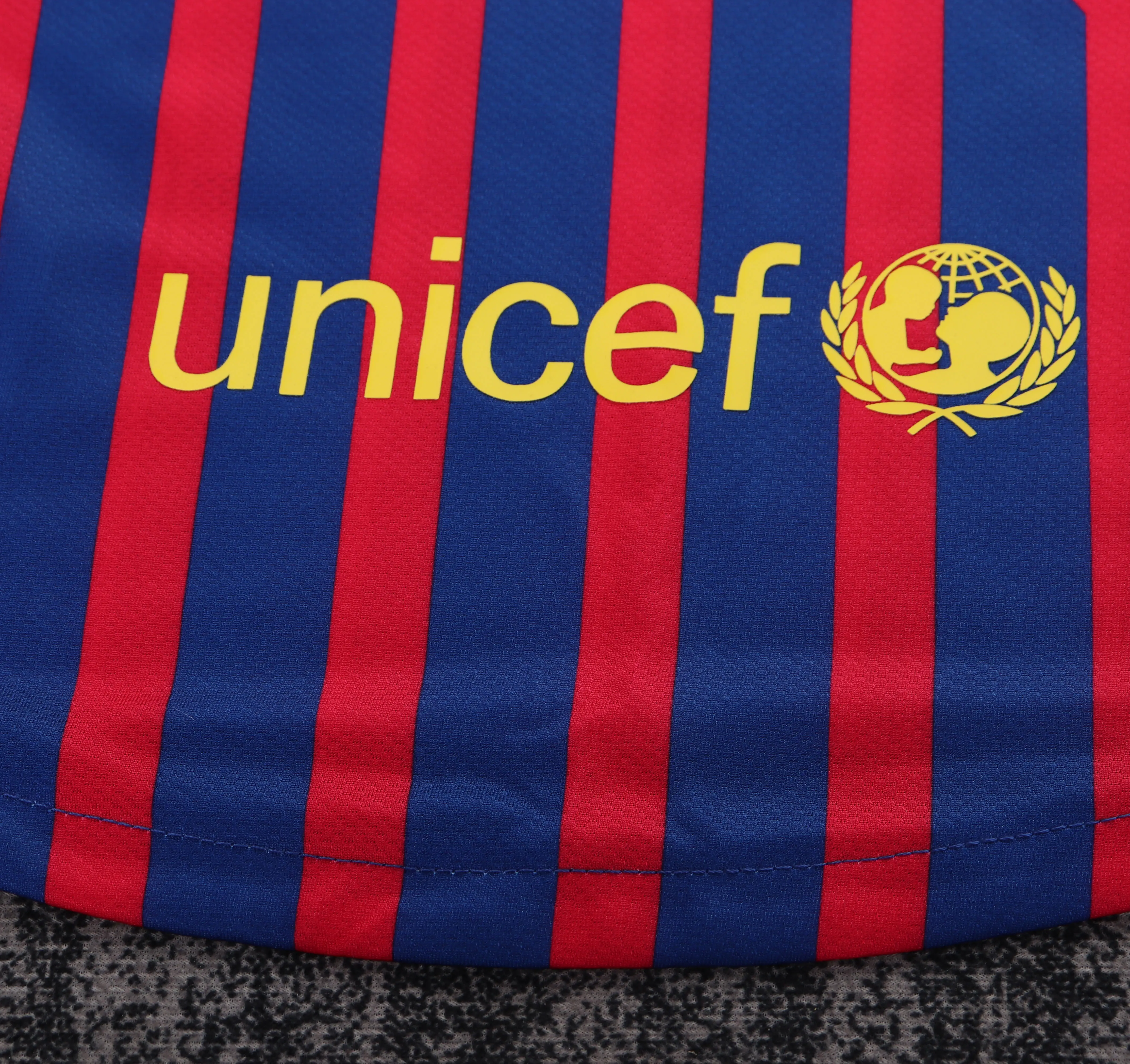 2011/2012 Retro Barcelona Home Football Shirt 1:1 Thai Quality Kids Size - Image 12