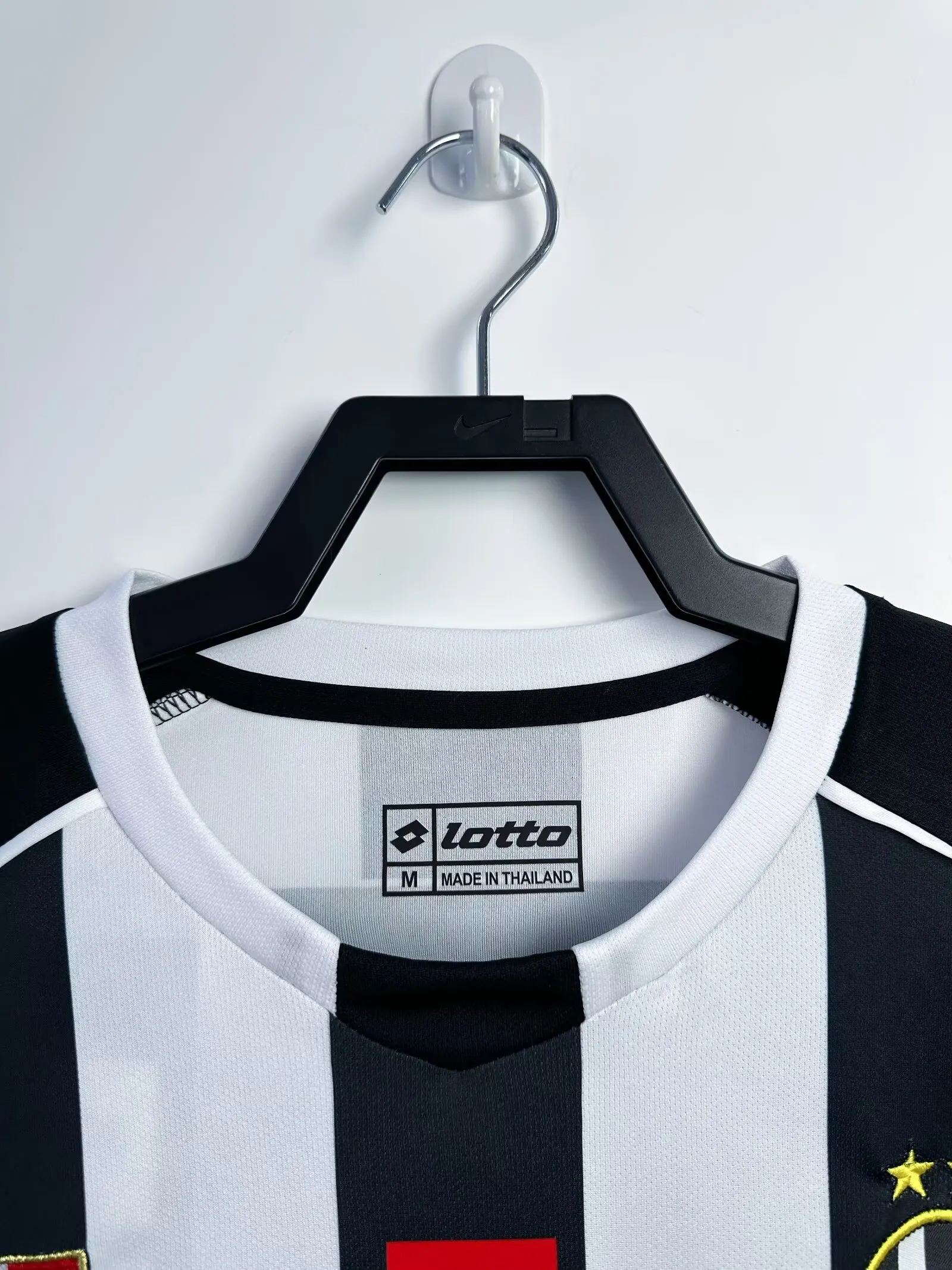 2002/2003 Retro Juventus Uzun kollar İç saha Futbol forması 1:1 Tayland kalitesi - Görsel 3