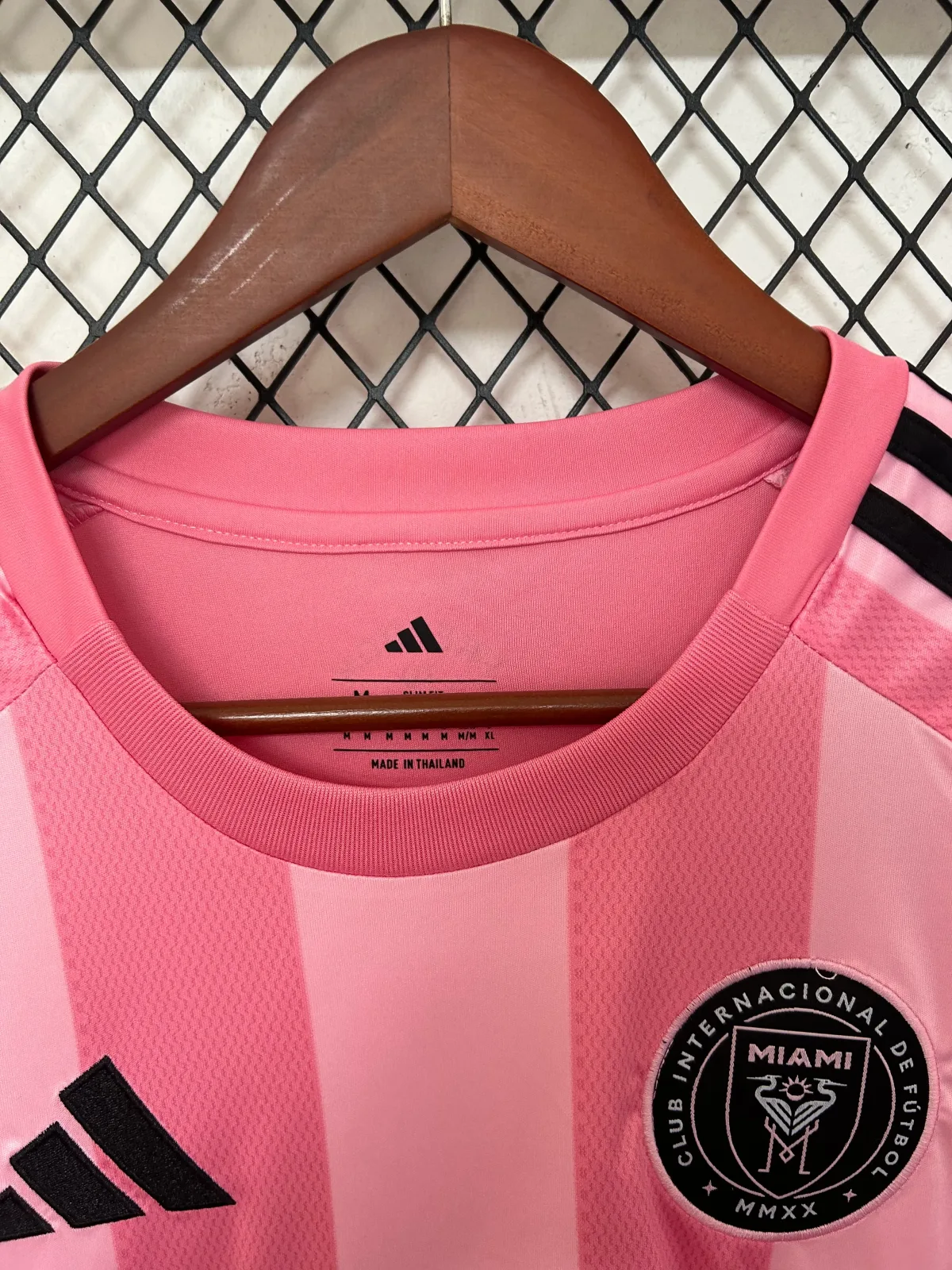2025/2026 Inter Miami Domicile Football Maillot de football Qualité thaï 1:1 – Image 4