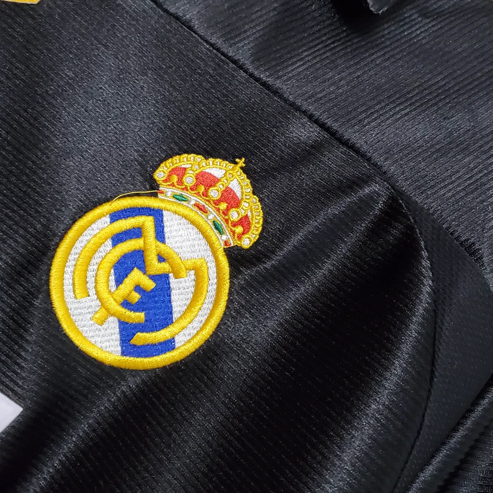 1998/2000 Retro Real Madrid Away - Image 6