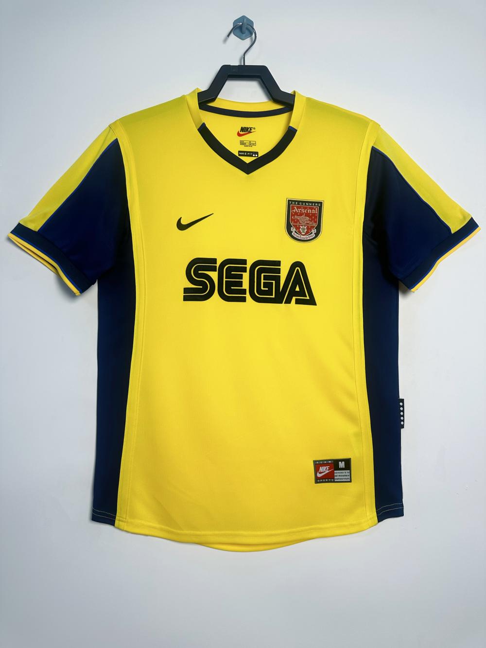 2000-2001 Retro Arsenal Deplasman Futbol forması 1:1 Tayland kalitesi