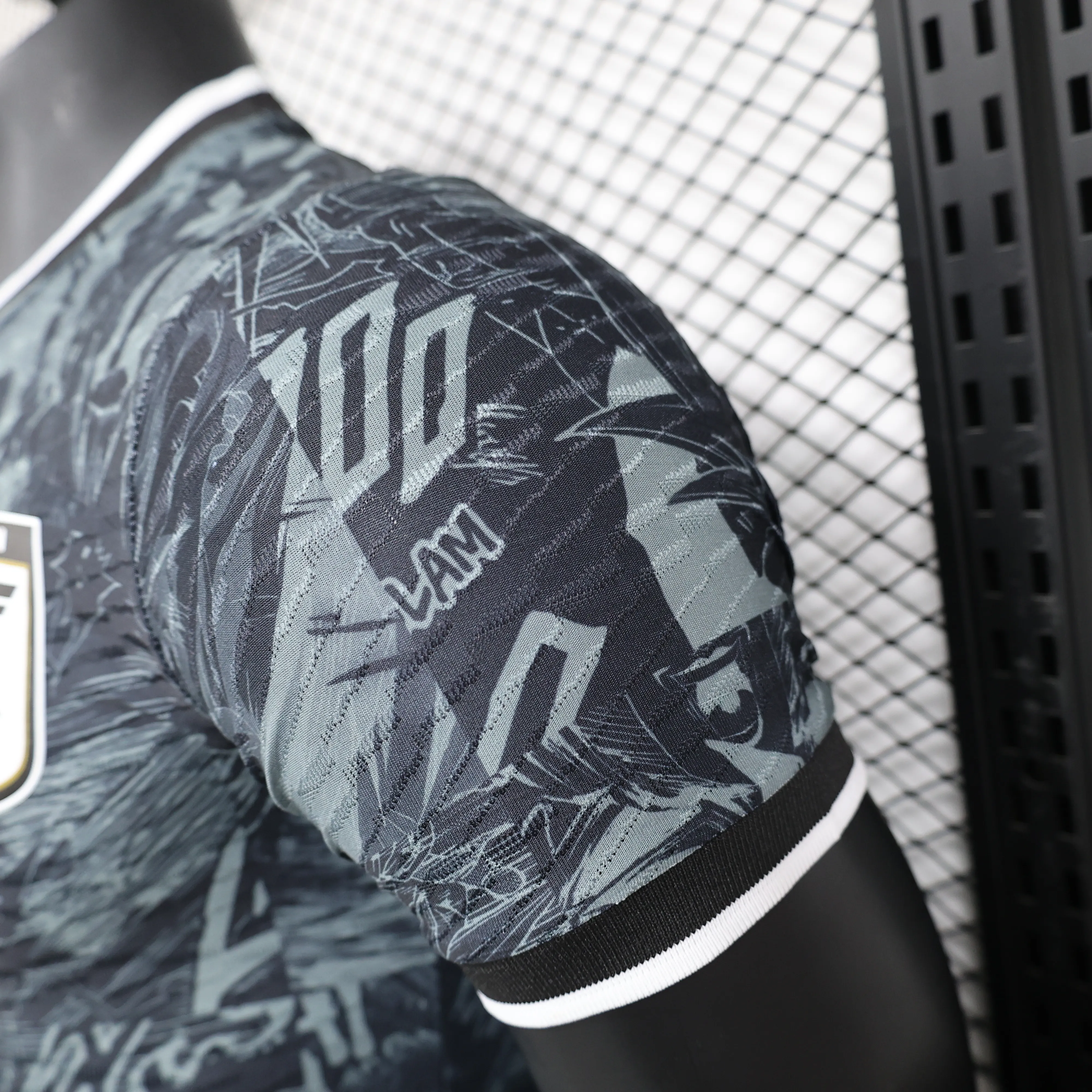 2025/2026 Version joueur Japon Blanc Saiyan Noir Maillot de football Qualité thaï 1:1 – Image 7