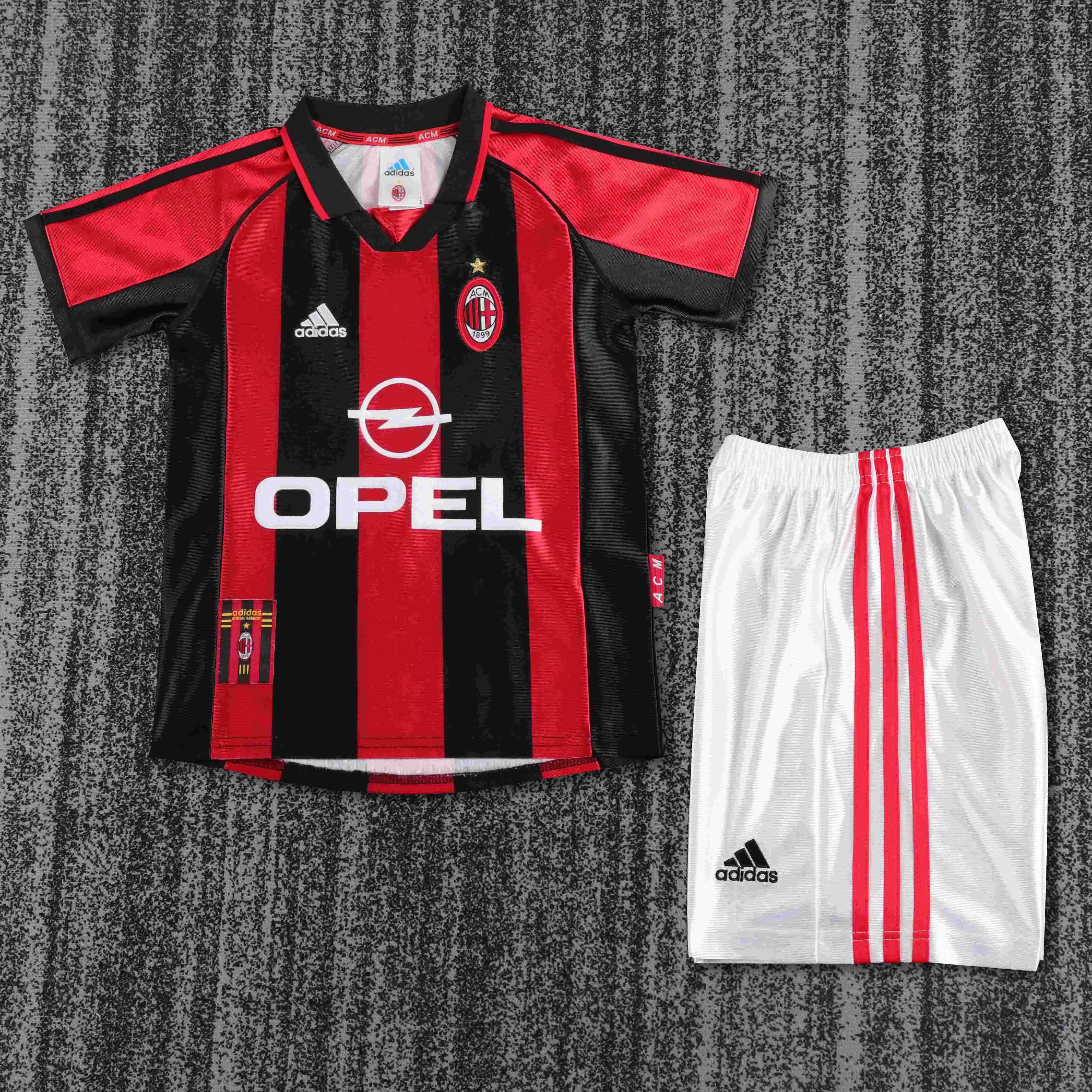 1998-1999 Rétro AC Milan Domicile Maillot de football Qualité thaï 1:1 Taille enfant