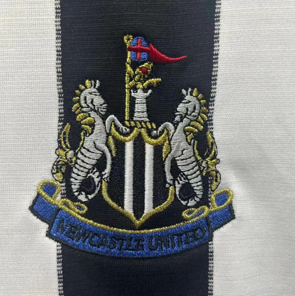 2000-2001 Retro Newcastle United Home Soccer Jersey 1:1 Thai Quality - Image 6