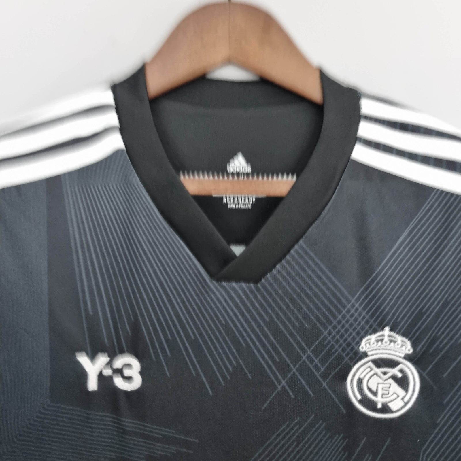 2022 Real Madrid Y-3 Edición especial Negro Camiseta de fútbol - Imagen 4