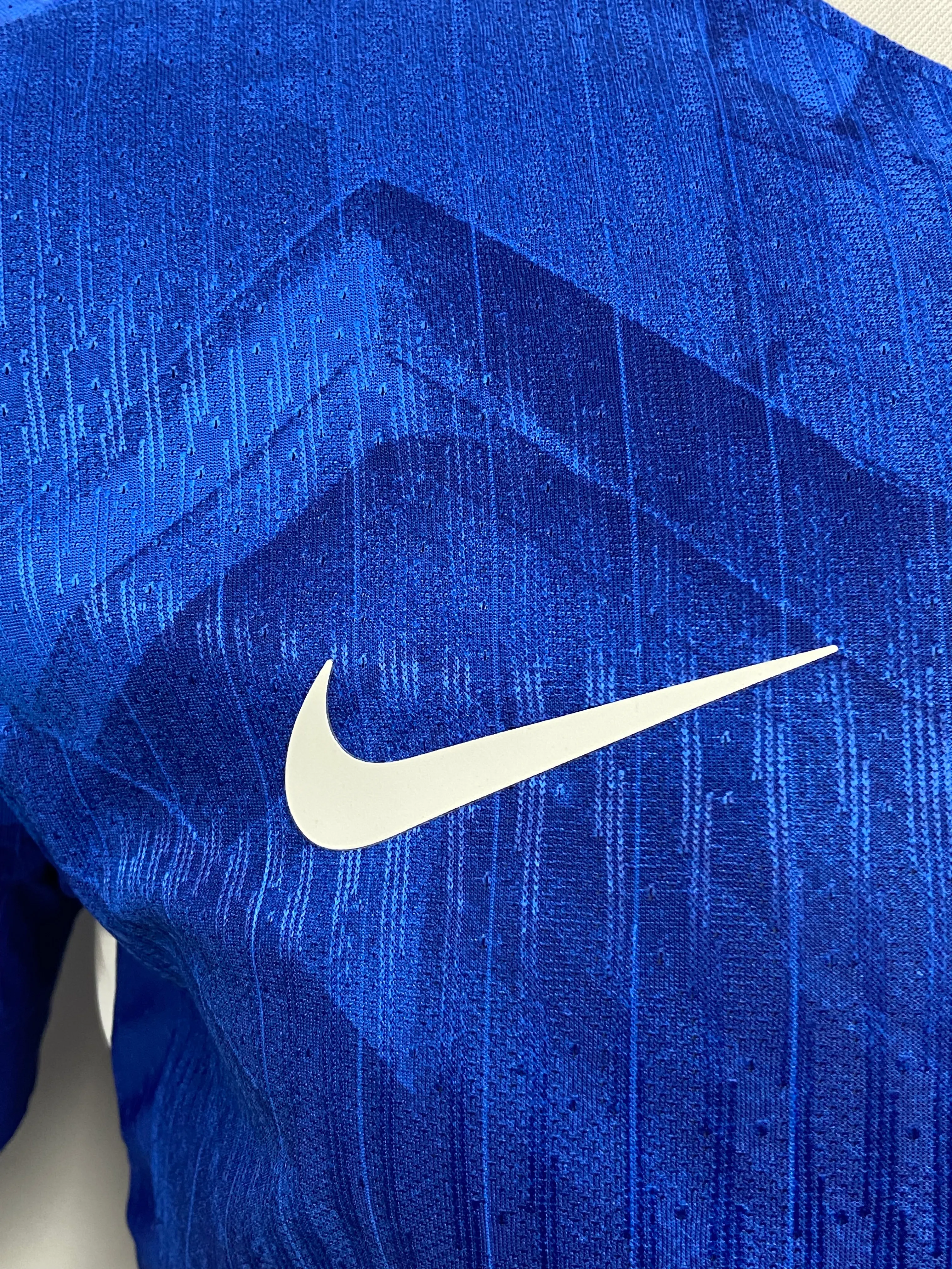 2025/2026 Version joueur Chelsea Domicile Maillot de football Qualité thaï 1:1 – Image 3