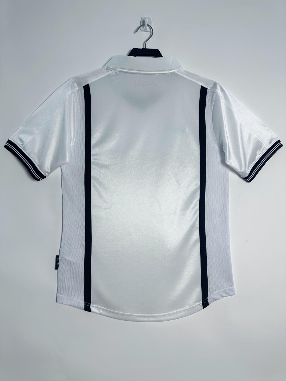 2000/2001 Retro Valencia Home Football Shirt 1:1 Thai Quality - Image 2