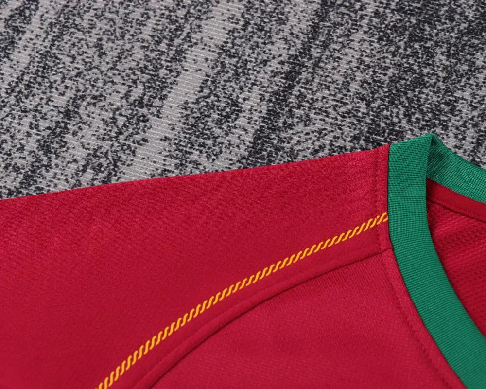 2006 Retro Portogallo Casa Maglia da calcio Qualità thai 1:1 Taglia bambino - immagine 4