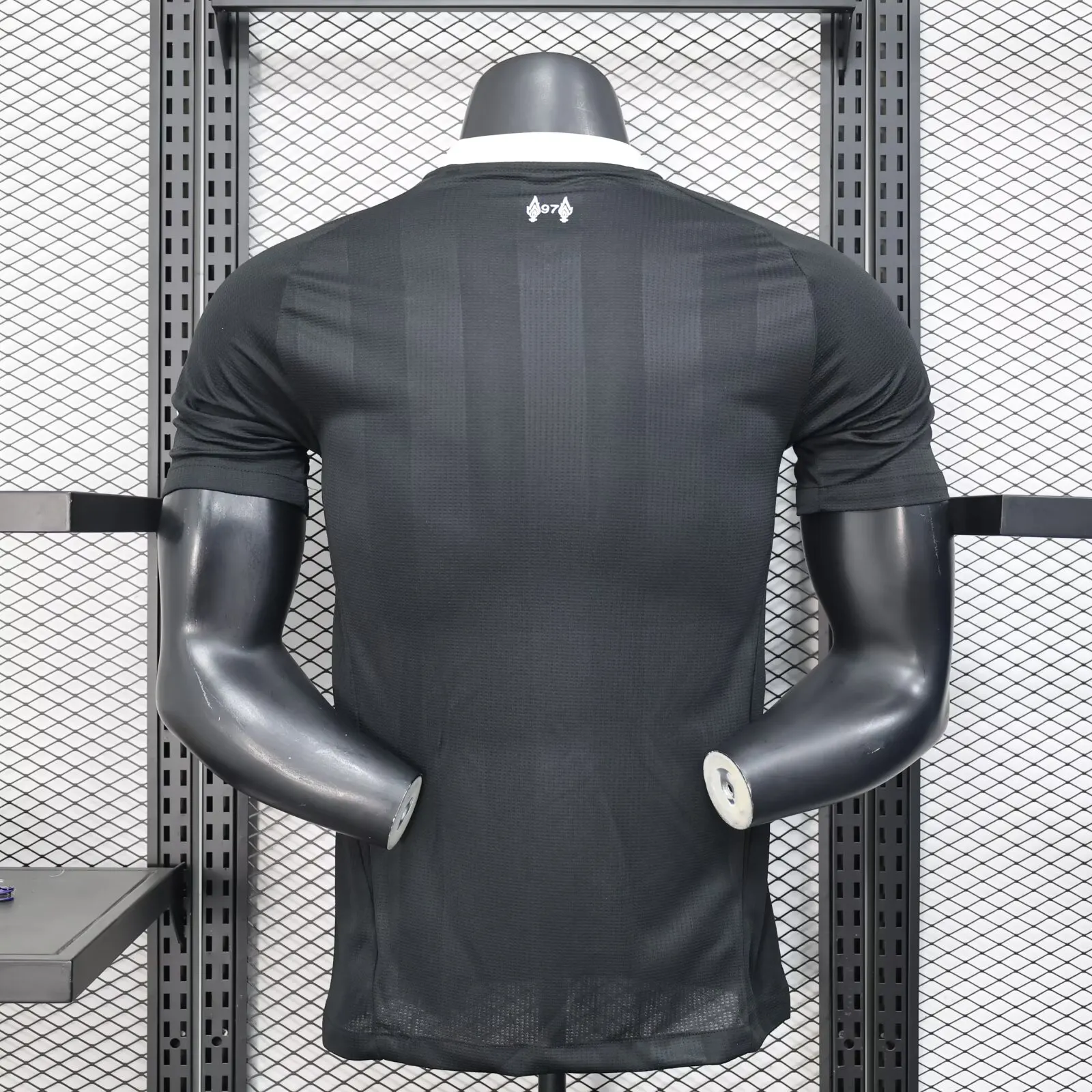2025/2026 Player Version Liverpool goalie Football Jersey 1:1 Thai quality - Image 2