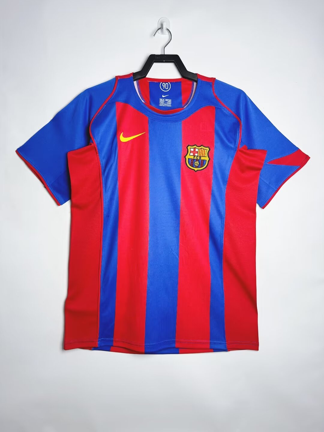 2004/2005 Retro Barcelona Heim Collarless Fußballtrikot 1:1 Thai-Qualität
