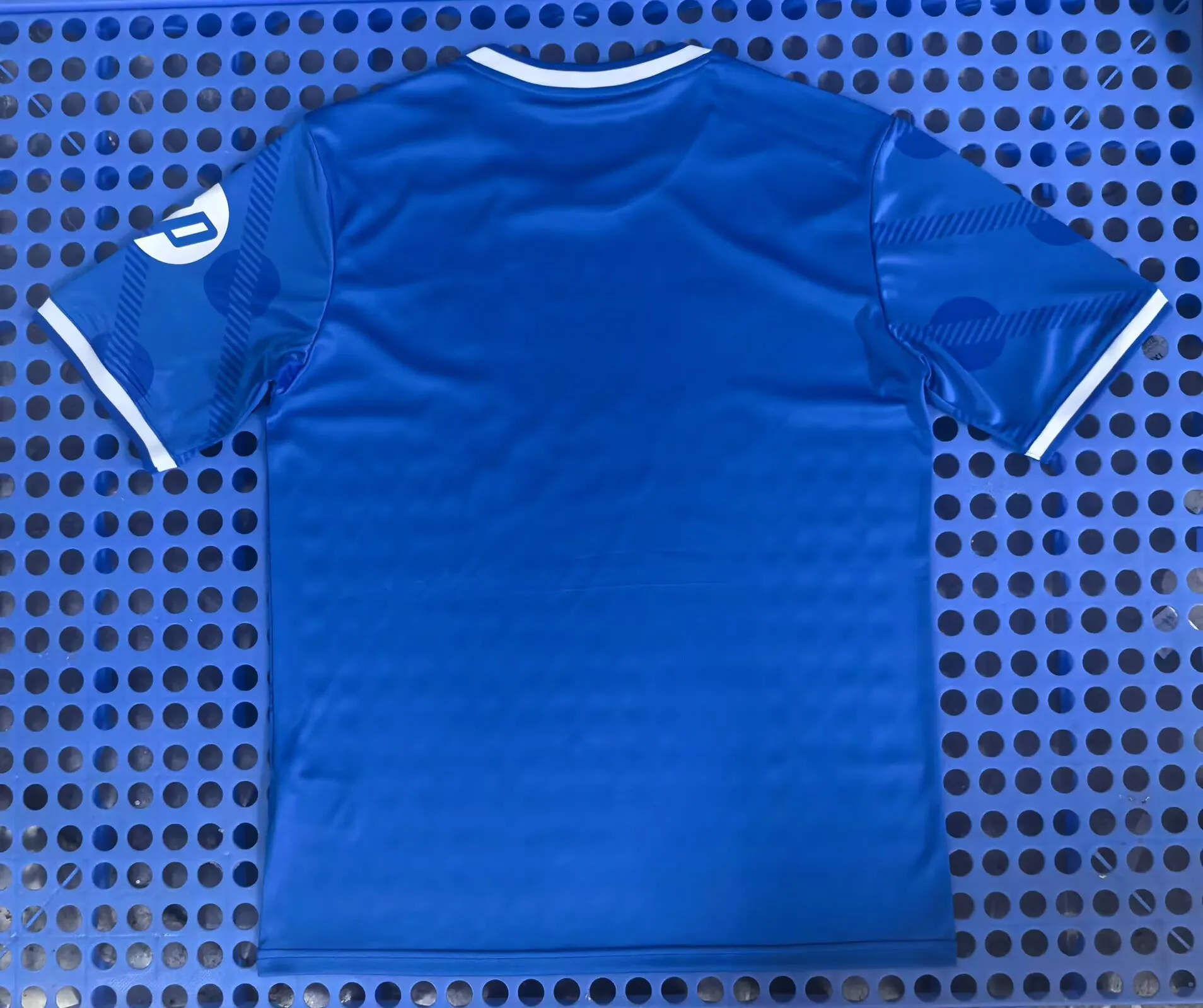 2025/2026 Real Madrid Allenamento Abbigliamento Blu Maglia da calcio Qualità thai 1:1 - immagine 2