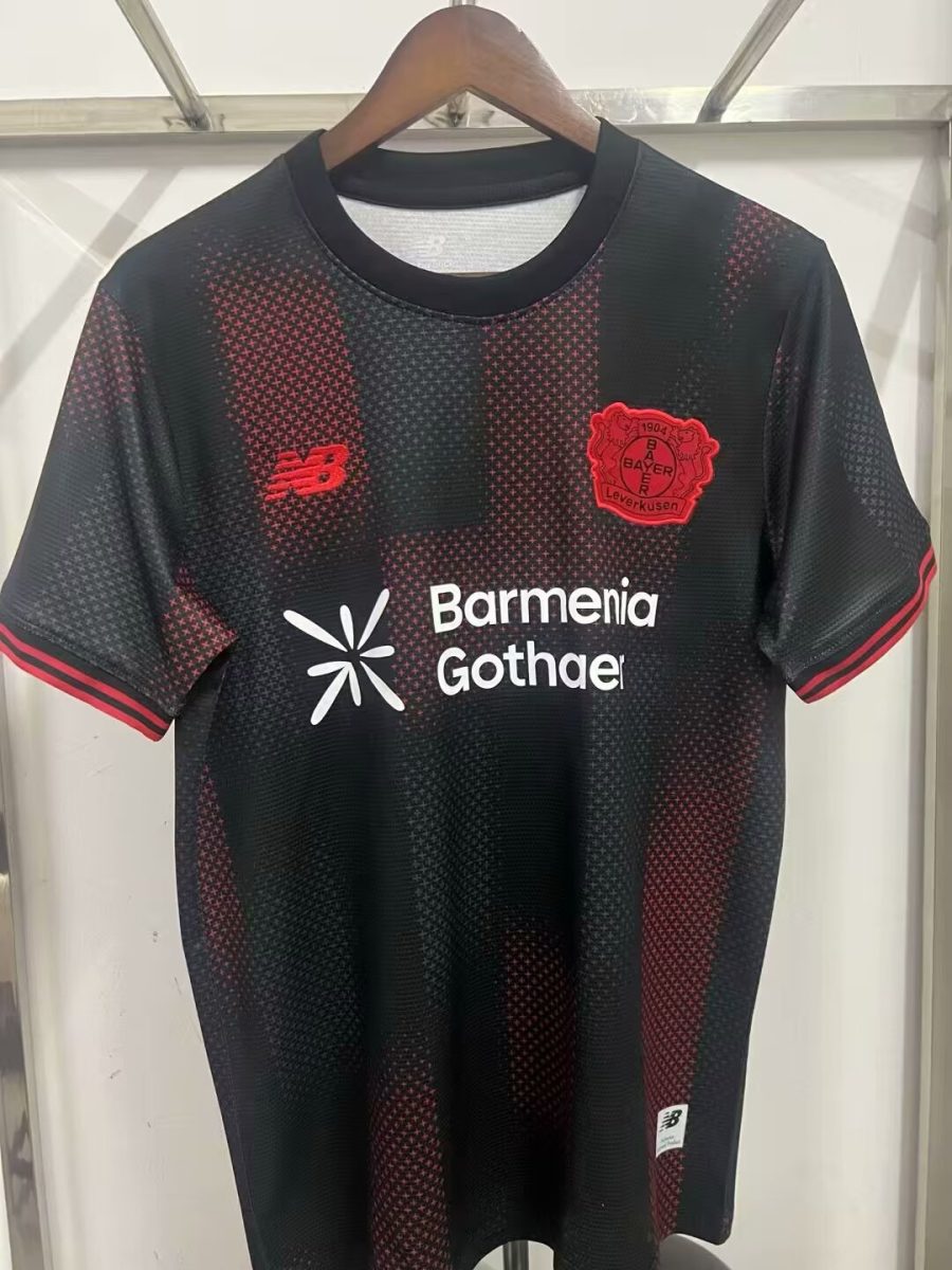 2025/2026 Leverkusen Casa Camisa de futebol Qualidade tailandesa 1:1