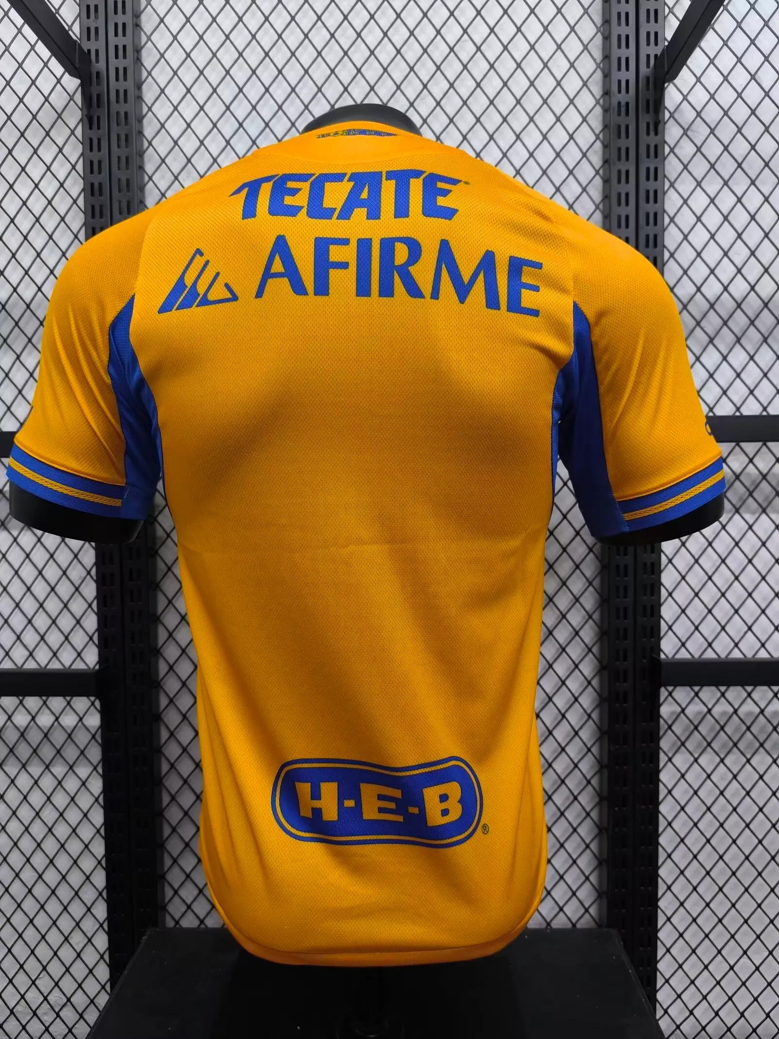 2025/2026 Player Version Tigres Home Football Jersey 1:1 Thai Quality - Image 2
