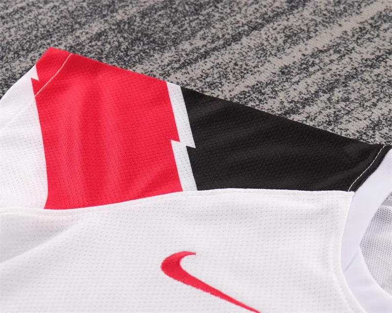 2011/2012 Retro Manchester United Away Football Shirt 1:1 Thai Quality Kids Size - Image 5