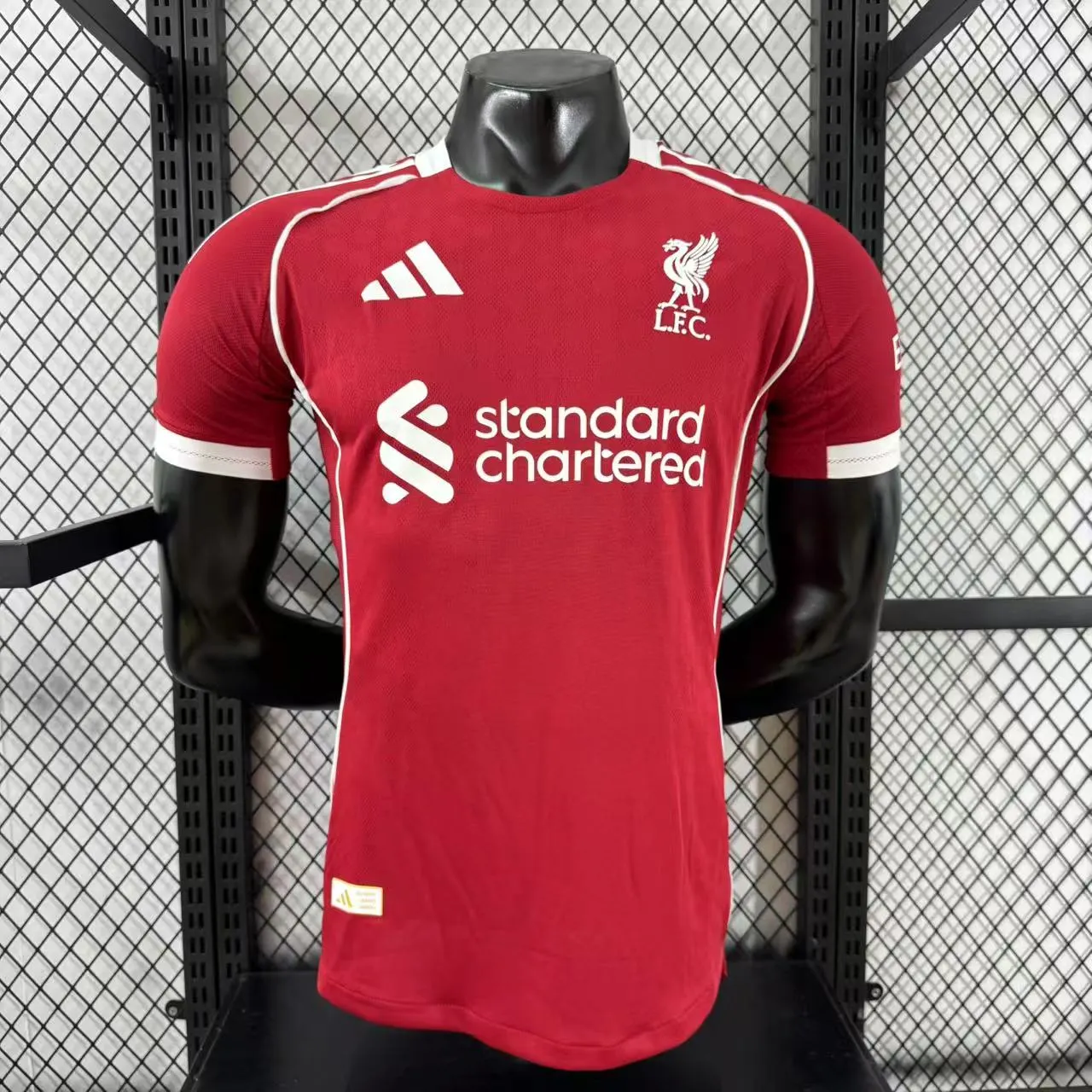 2025/2026 Versione giocatore Liverpool Casa Maglia da calcio Qualità thai 1:1