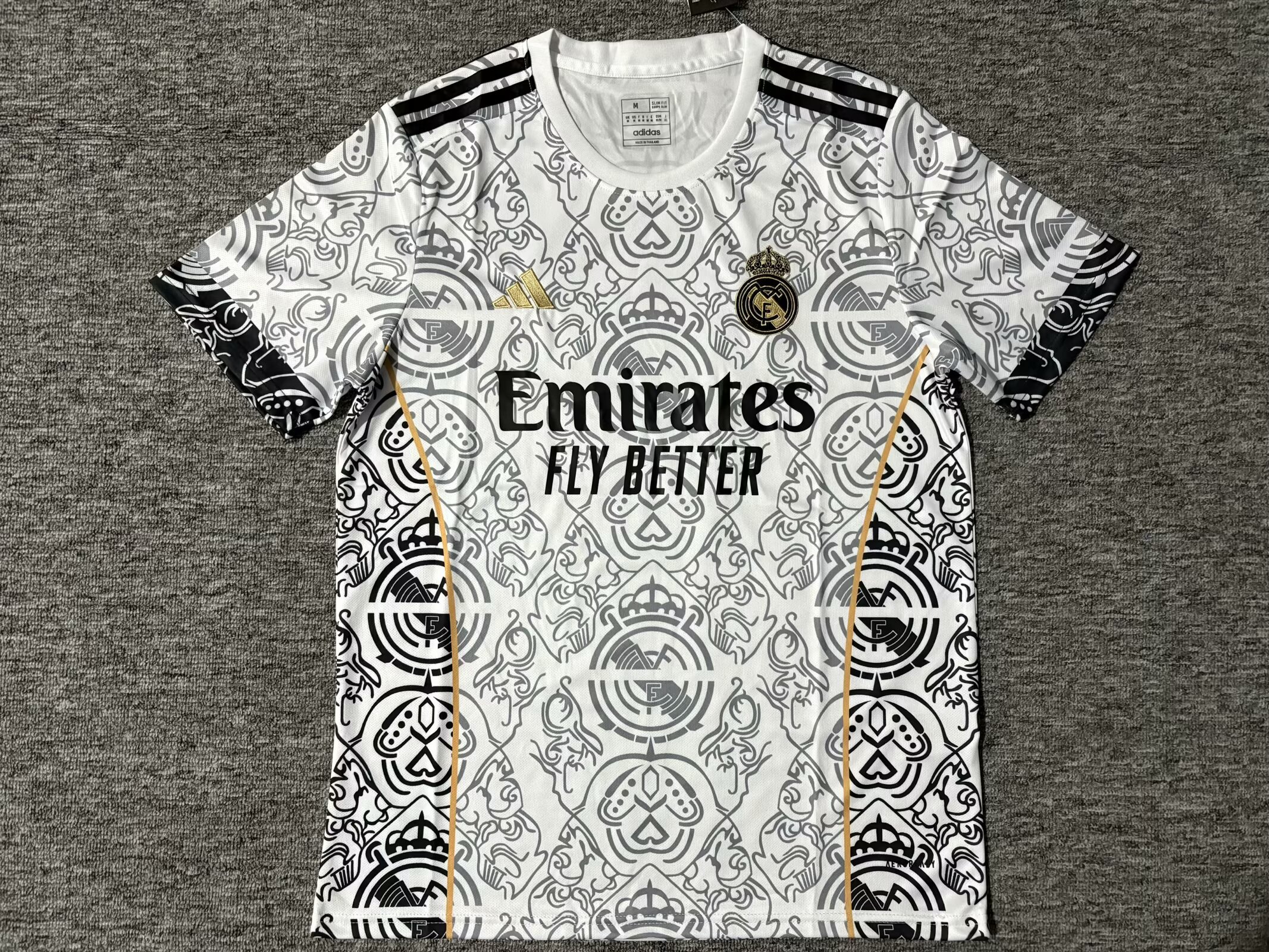 2025/2026 Real Madrid Edição especial 15 Camisa de futebol 1:1 Thai Qualit