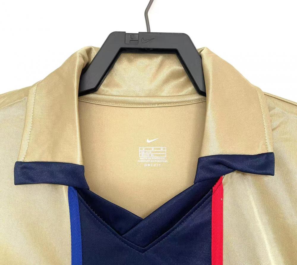 2001/2002 Retro Barcelona Deplasman Futbol forması 1:1 Tayland kalitesi - Görsel 3