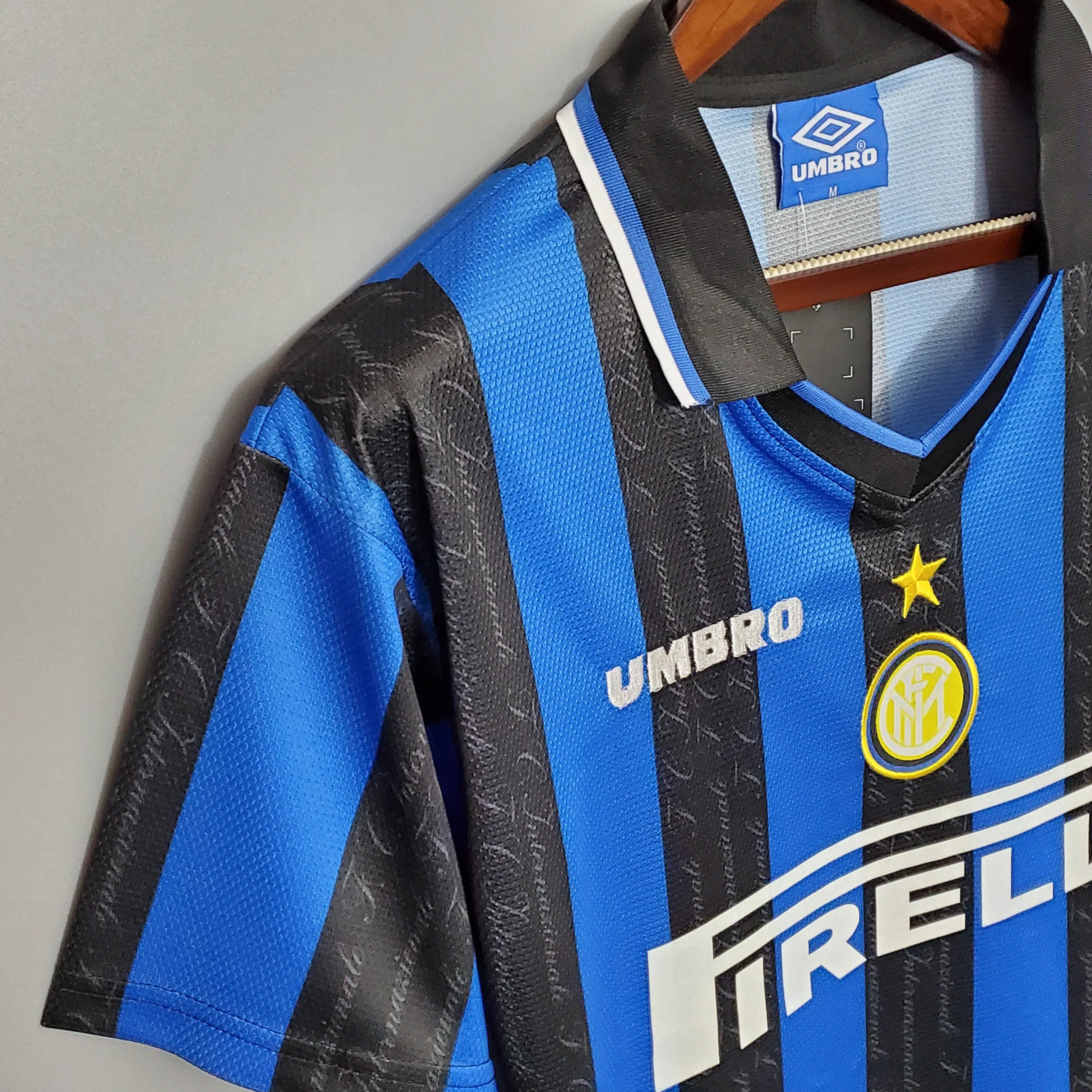 1997/1998 Retrô Internazionale Milan Casa Camisa de futebol Qualidade tailandesa 1:1 - Image 5