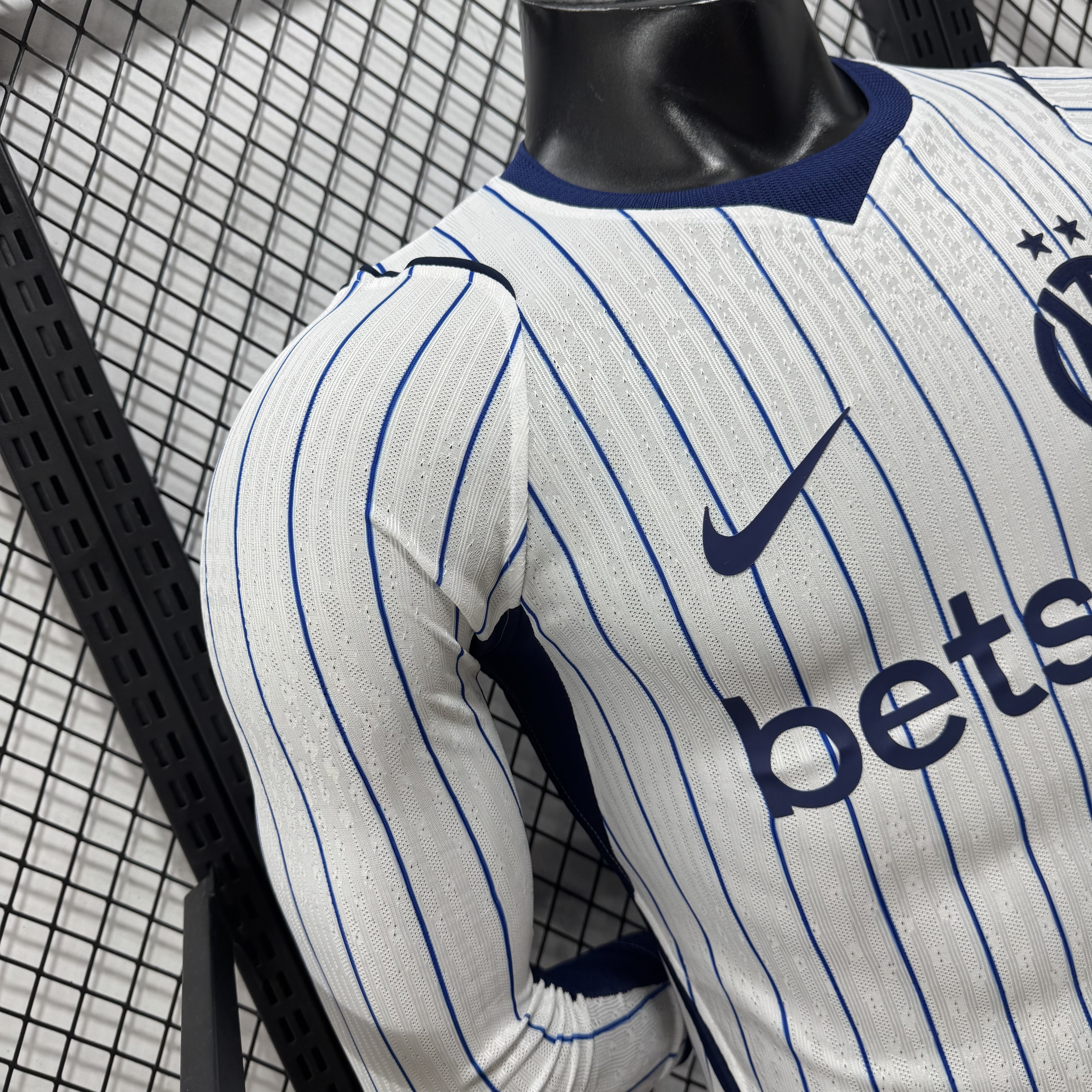 2026/2027 Uzun kollar Oyuncu versiyonu Inter Milan Deplasman Futbol forması1:1 Tayland kalitesi - Görsel 8