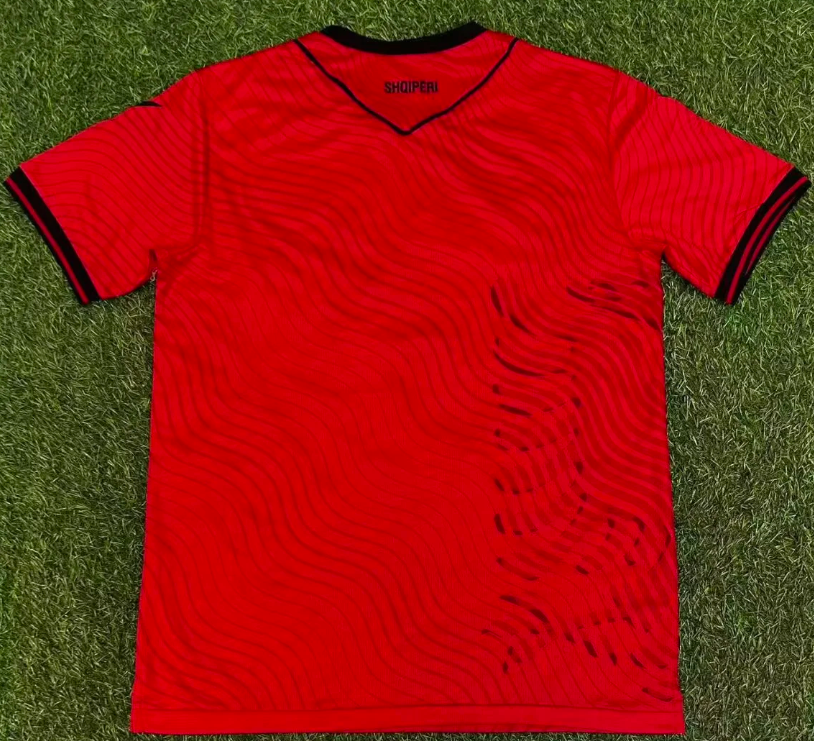 2026 Albânia Casa Camisa de futebol Qualidade tailandesa 1:1 - Image 2