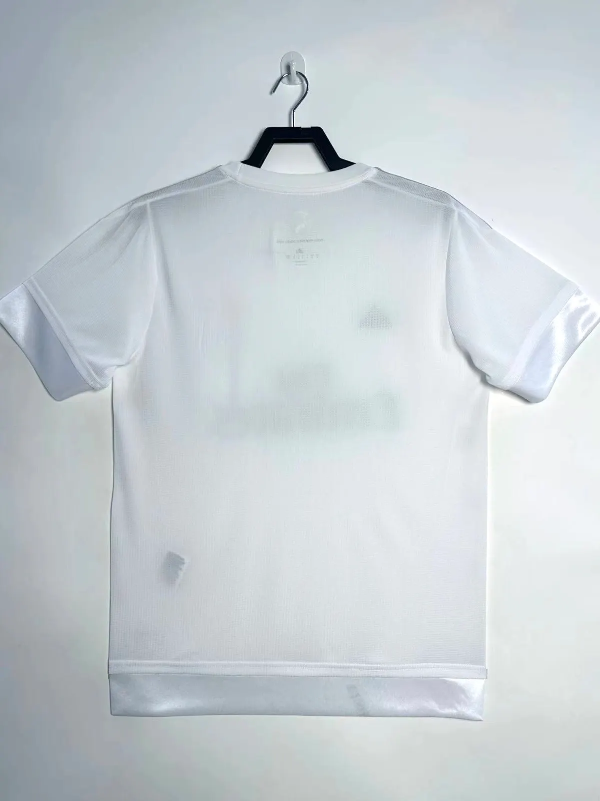 2015/2016 Retro Real Madrid Thuis Voetbalshirt 1:1 Thaise kwaliteit - Afbeelding 2