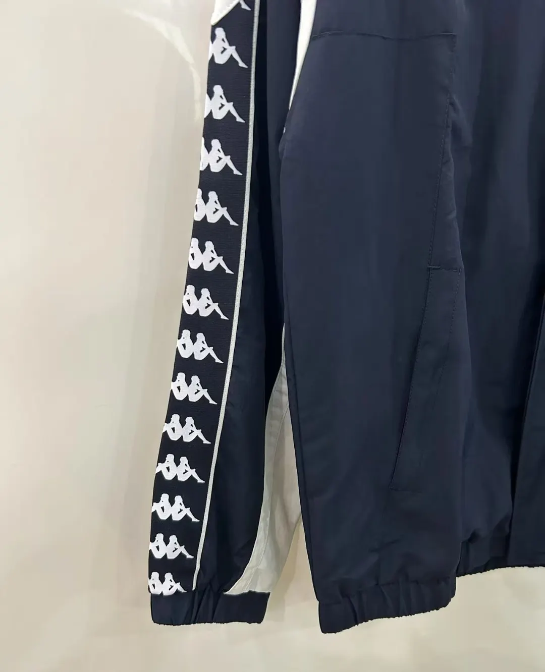 1967 Retro Barcelona Windbreaker Black Jersey 1:1 Thai Quality - Image 4
