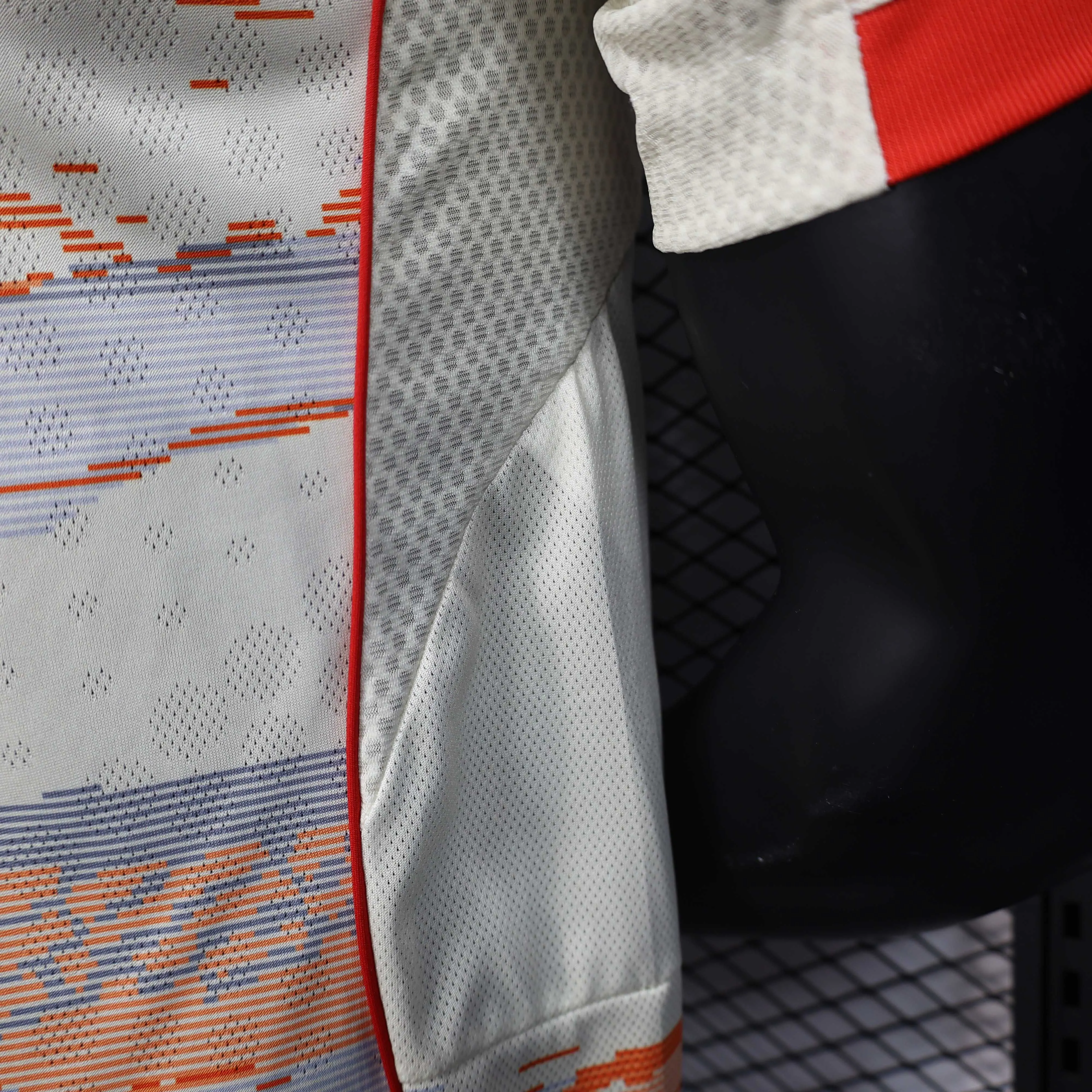 2025/2026 Version joueur Bayern Munich Extérieur Maillot de football Qualité thaï 1:1 – Image 8