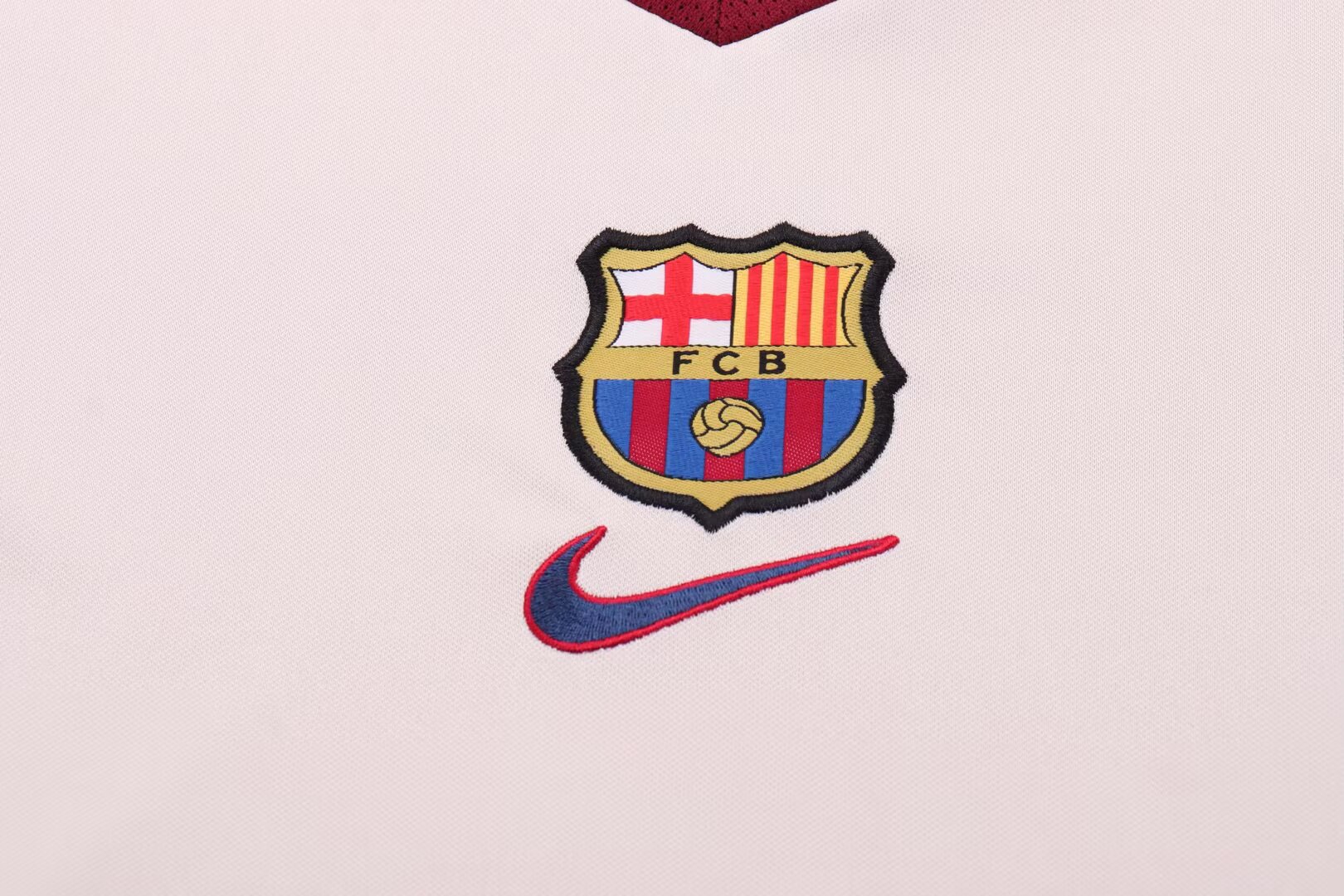 1998/1999 Ретро Barcelona Гостевая Футбольная футболка Тайское качество 1:1 Детский размер — изображение 4