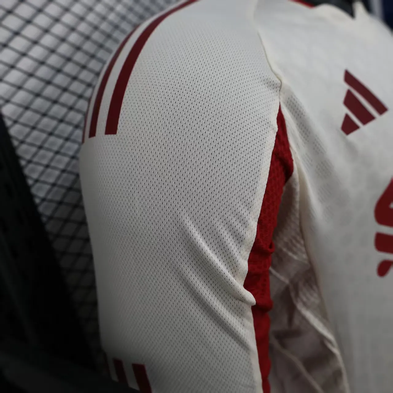 2025/2026 Long Sleeve Player Version Liverpool Away Football Shirt 1:1 Thai Quality - Image 6