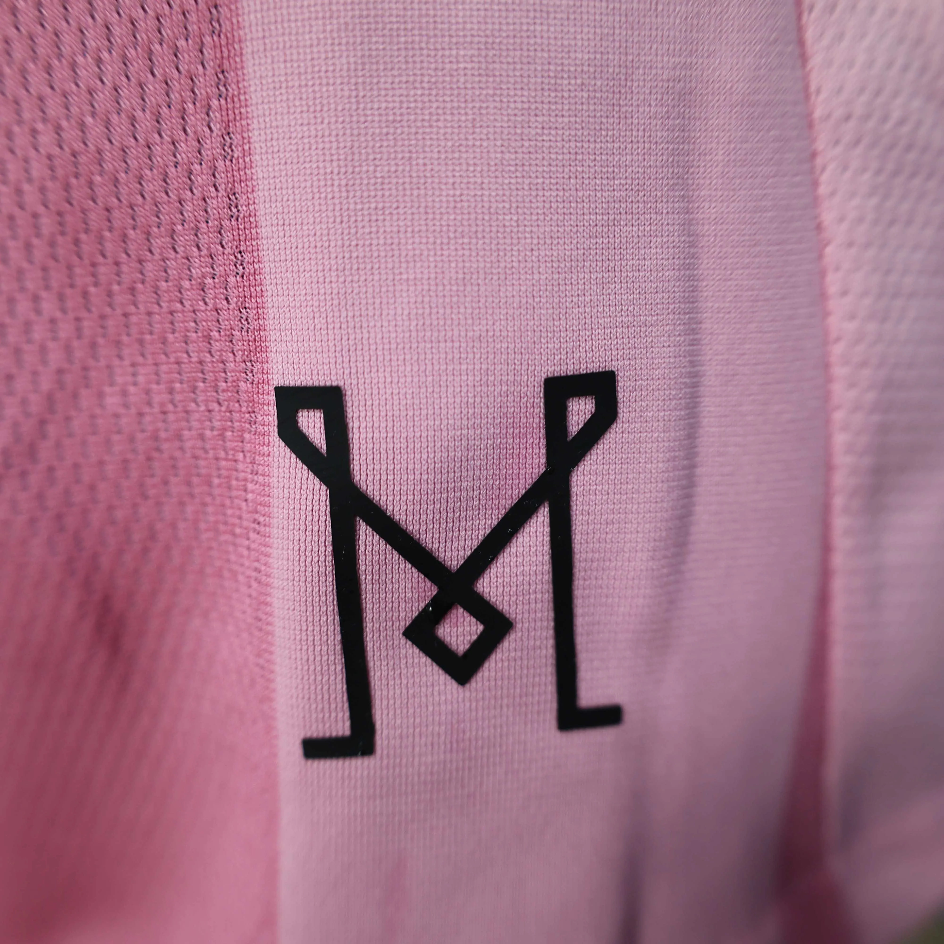 2025/2026 Long Sleeve Inter Miami Home Player Version Football Jersey 1:1 Thailand Quality - Image 10
