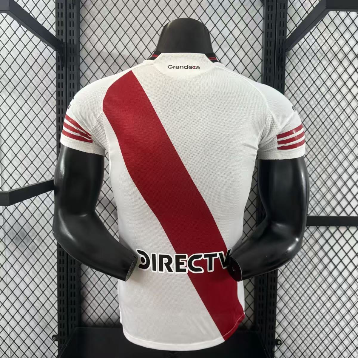 2025/2026 Wersja zawodnicza River Plate Domowa Koszulka piłkarska Jakość tajska 1:1 - obrazek 2