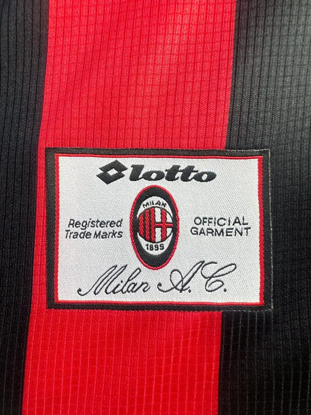 1997/1998 Retrô AC Milan Casa Camisa de futebol Qualidade tailandesa 1:1 - Image 8