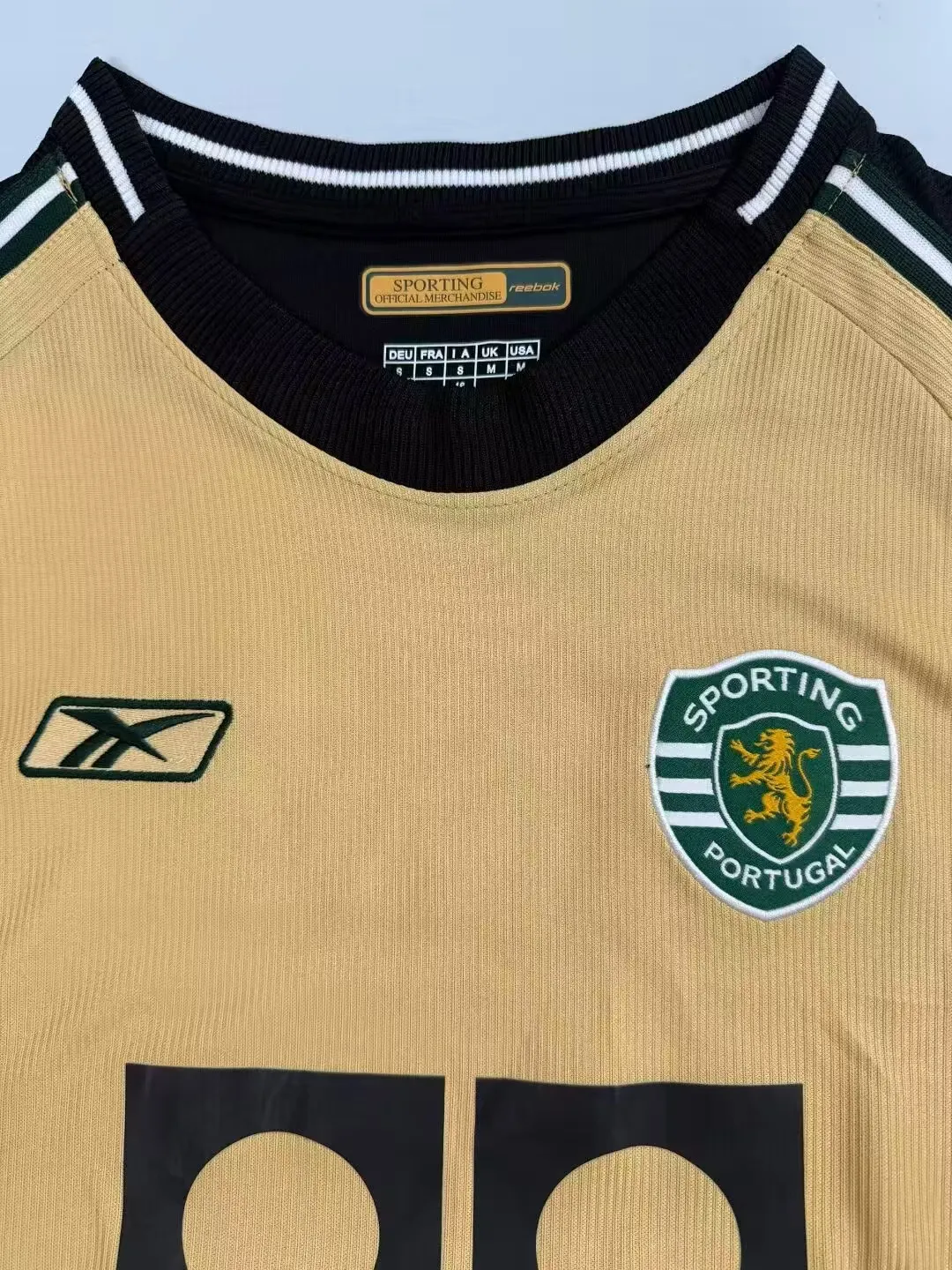 2003-2004 Retro Sporting Lisbon Auswärts Fußballtrikot 1:1 Thai-Qualität – Bild 3