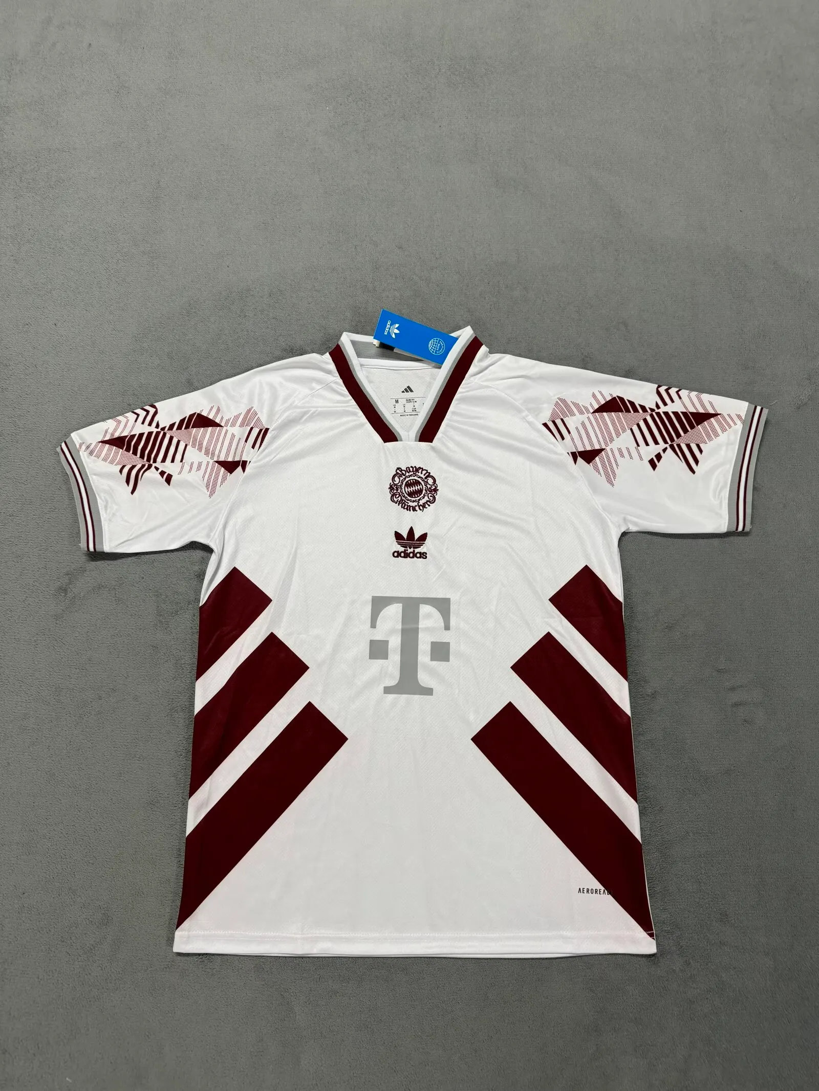 2025/2026 Bayern Munich Speciale editie Wit Voetbalshirt 1:1 Thaise kwaliteit