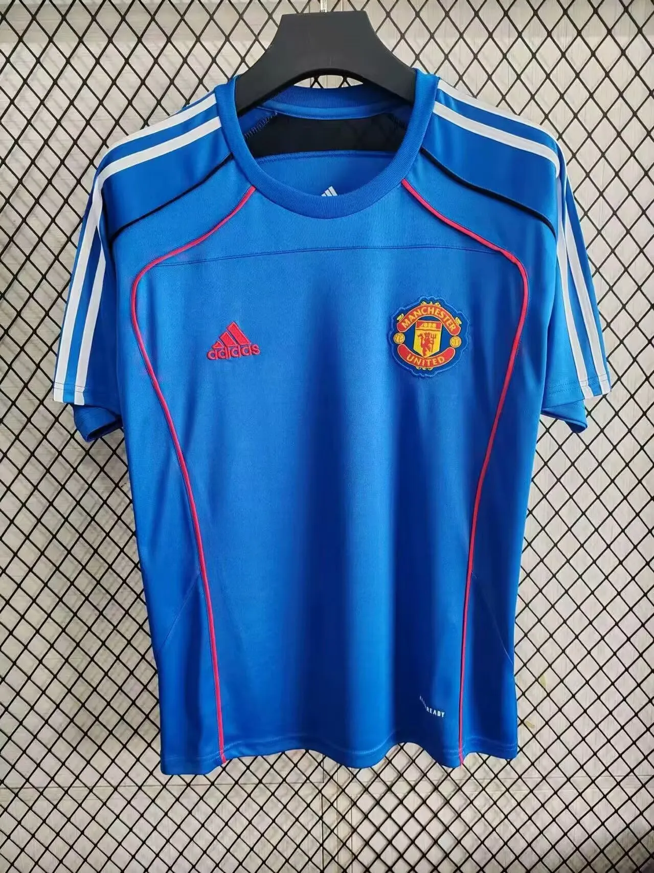 2025/2026 Manchester United T-Trikot Blau Fußballtrikot 1:1 Thai-Qualität
